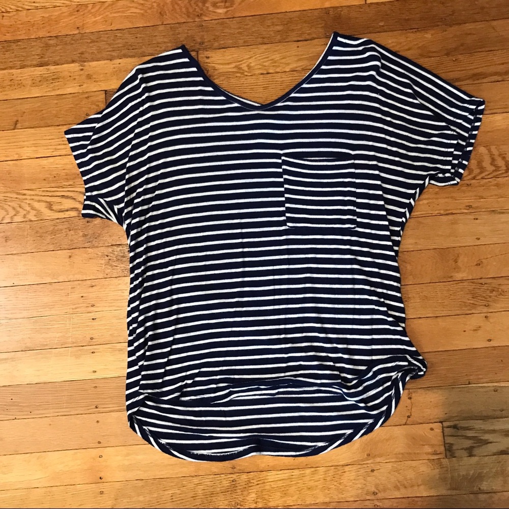 Blue and white striped short sleeve shirt